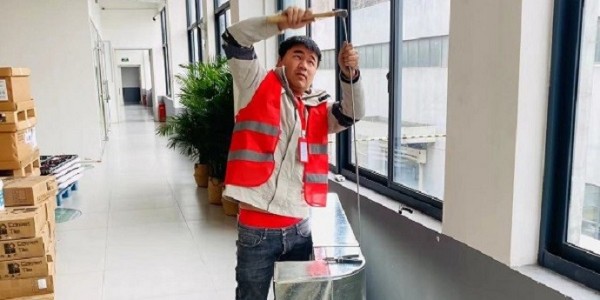 在黃梅天氣時，辦公室內(nèi)如何控制溫度？