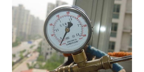 為什么中央空調要抽真空？