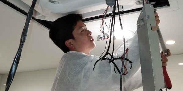 空調清洗服務公司的收費標準一般是怎樣的？